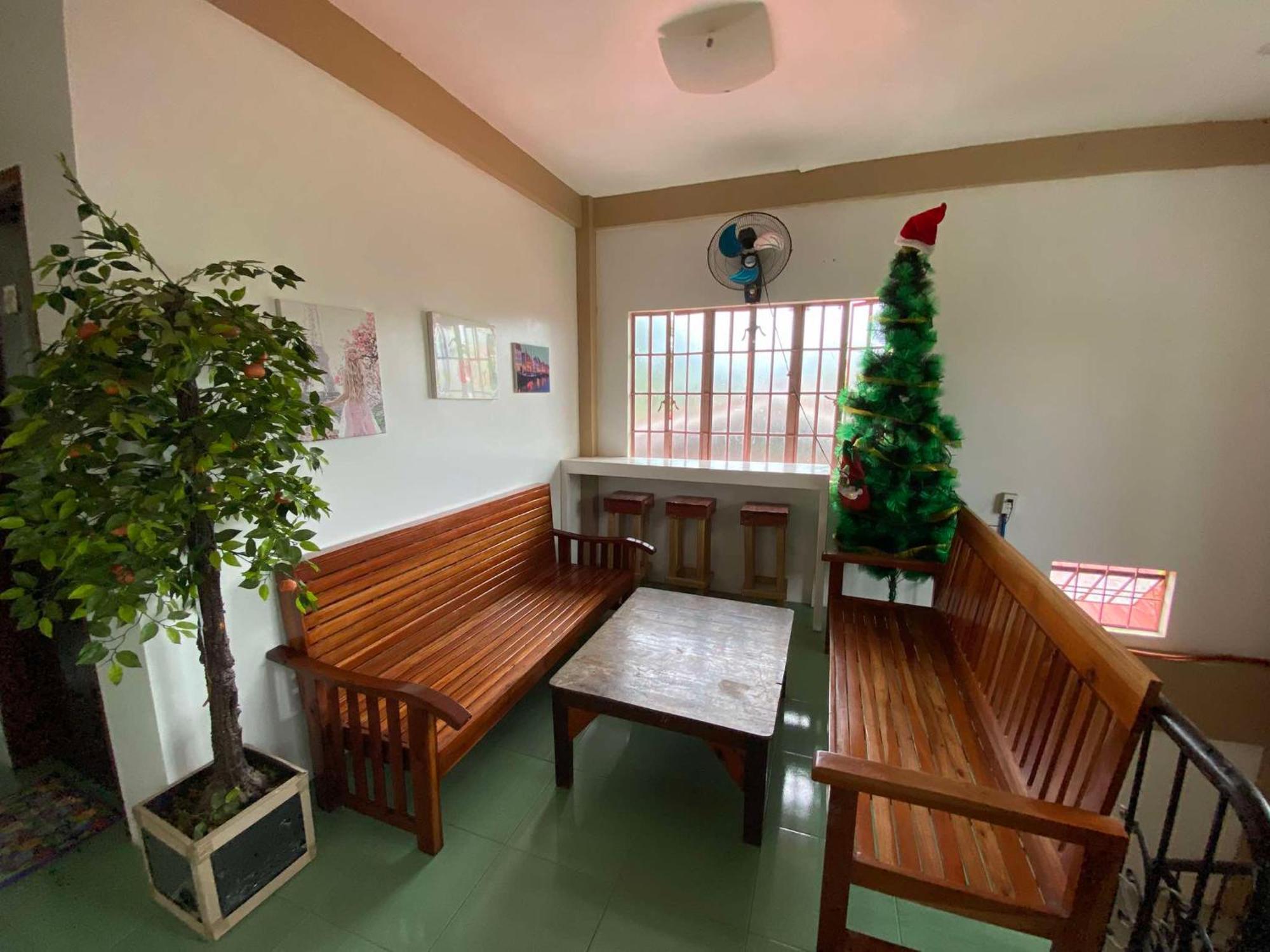 דירות פורטו פרינססה Estrelle Orange House - Backpackers Hub מראה חיצוני תמונה