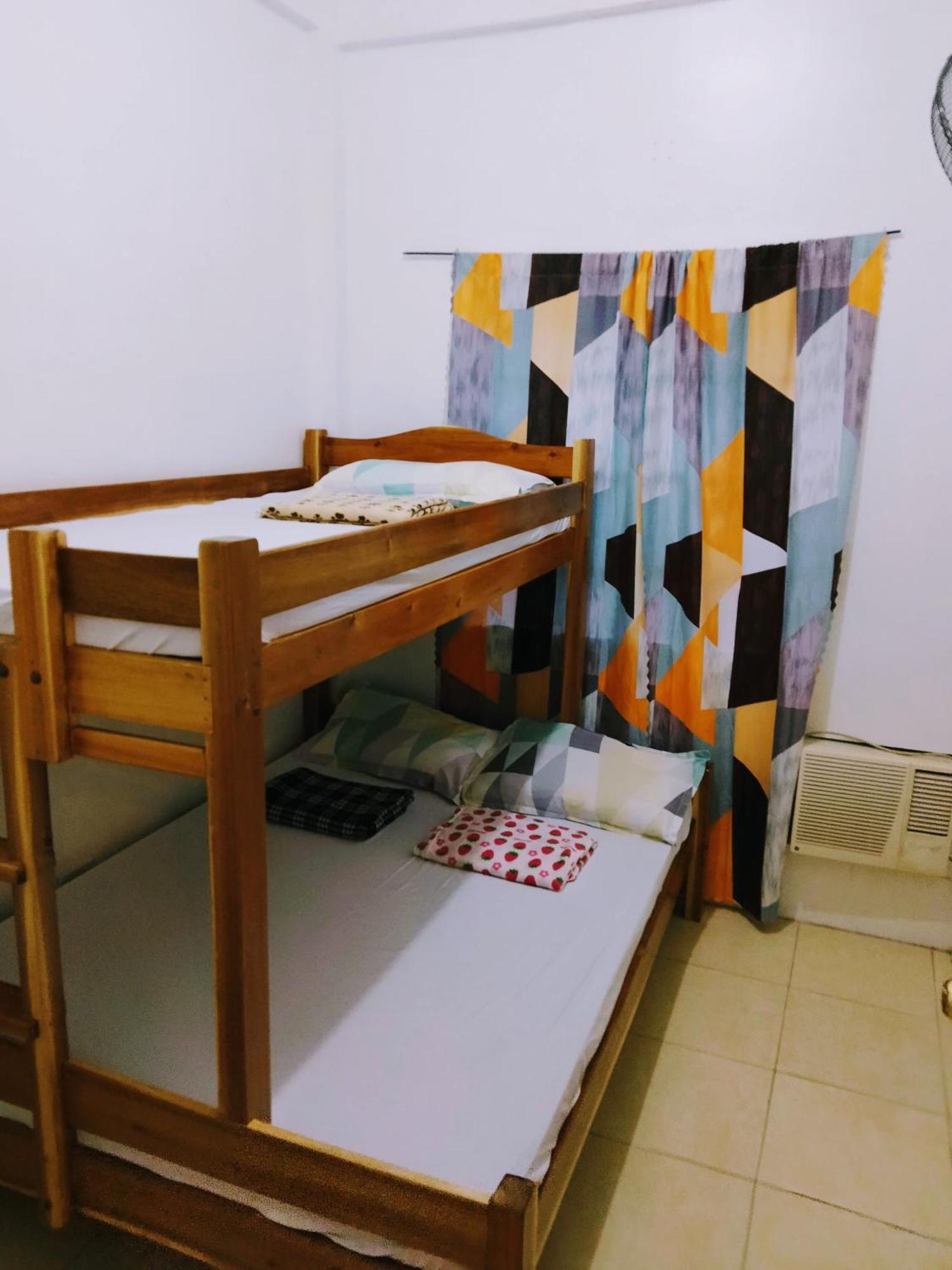 דירות פורטו פרינססה Estrelle Orange House - Backpackers Hub מראה חיצוני תמונה