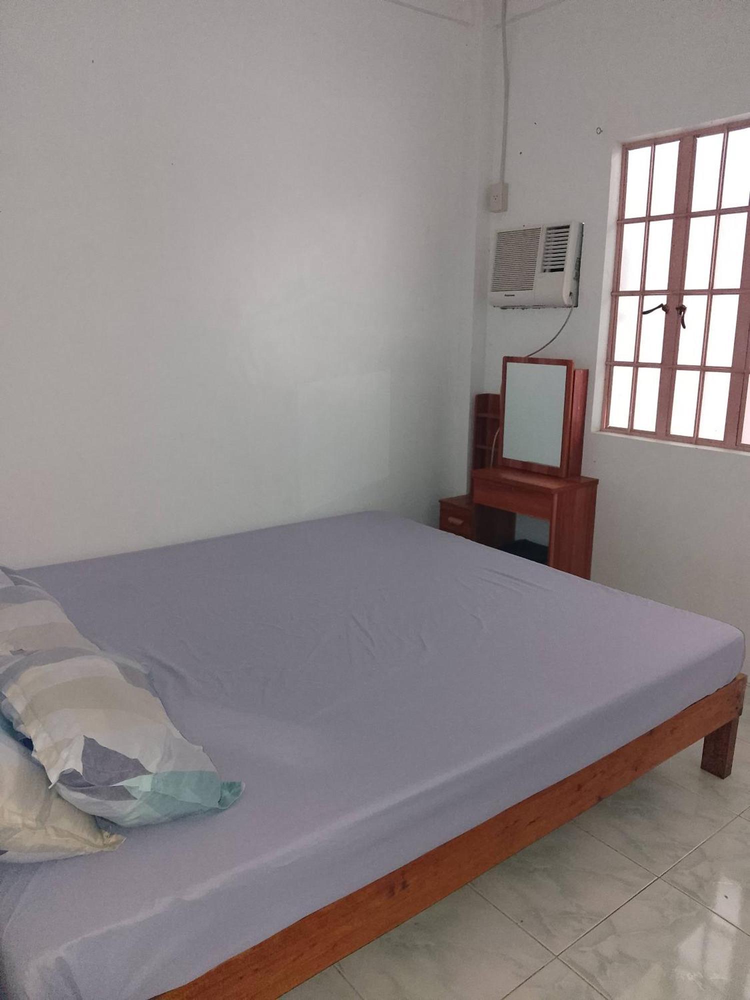 דירות פורטו פרינססה Estrelle Orange House - Backpackers Hub מראה חיצוני תמונה